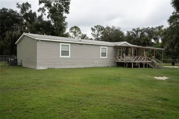 40090 COUNTY RD 439, Umatilla, FL 32784