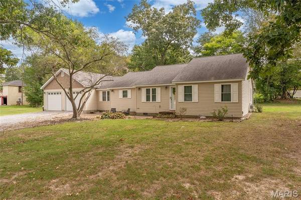 1008 State Highway 37, West Frankfort, IL 62896