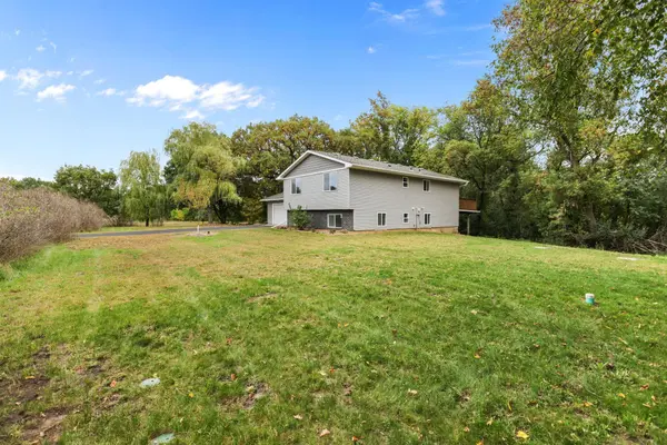 5712 236th AVE NW, Saint Francis, MN 55070
