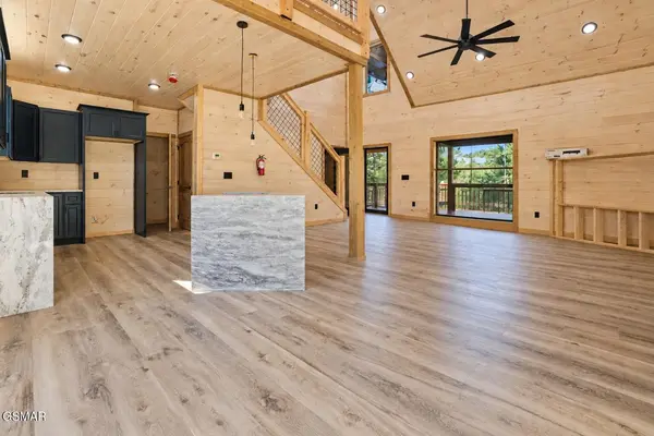 3004 Crestview Court, Sevierville, TN 37862