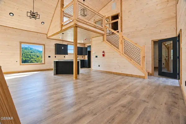 3004 Crestview Court, Sevierville, TN 37862