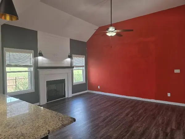1505 Redrock Ct, Clarksville, TN 37043