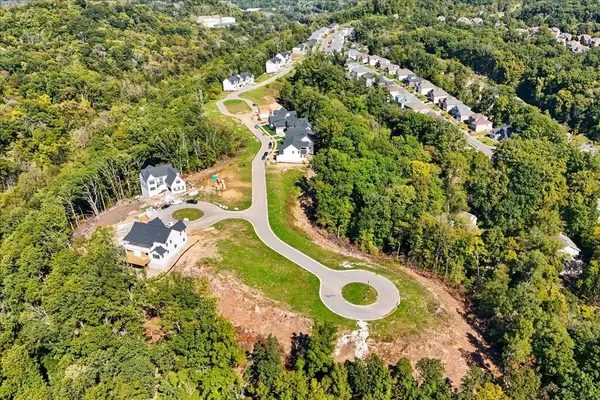 832 Summit Oaks Ct, Nashville, TN 37221