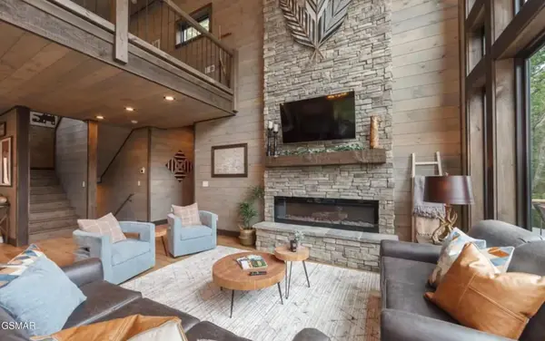 2430 Cove Mountain Lane, Sevierville, TN 37862