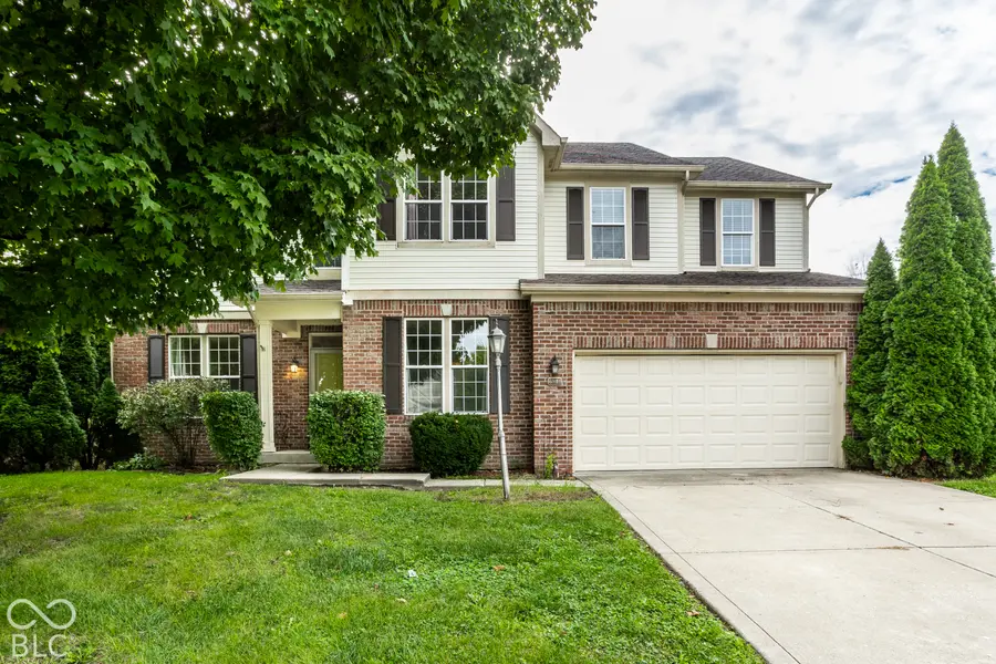 6843 Thousand Oaks LN, Indianapolis, IN 46214