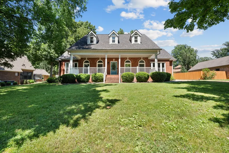 104 Oak Hill Dr, Smyrna, TN 37167