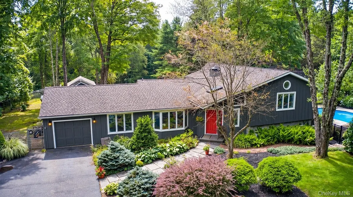 38 E Glen Wild RD, Glen Wild, NY 12738