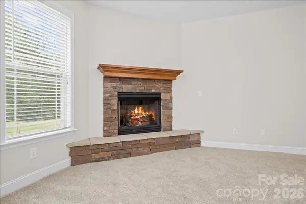 9 Saffron WAY, Taylors, SC 29687