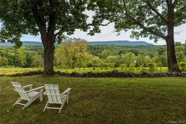 34 Evers LN, High Falls, NY 12440
