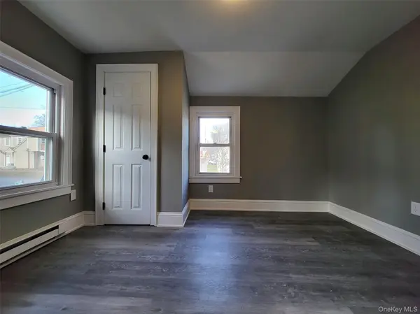1 S Montgomery ST ##B, Walden, NY 12586
