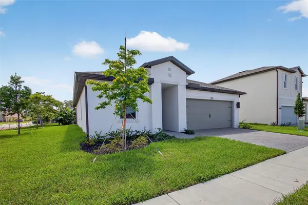 301 SILVER SANDS LN, Fort Pierce, FL 34945