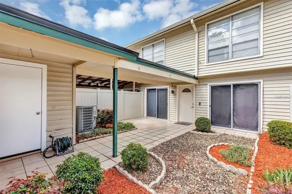 1728 TOWNHALL LN #1728, Orlando, FL 32807