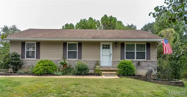3858 Birch DR, Imperial, MO 63052