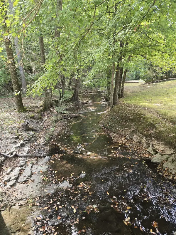 2130 Irwin Branch Rd, Waynesboro, TN 38485