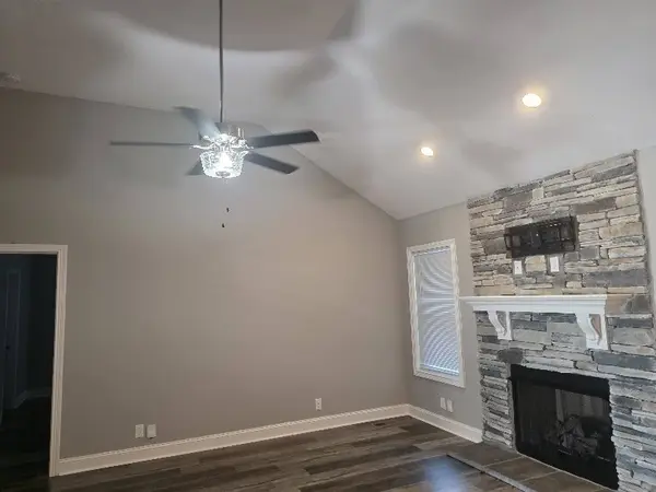 2837 Russet Ridge Dr, Clarksville, TN 37040