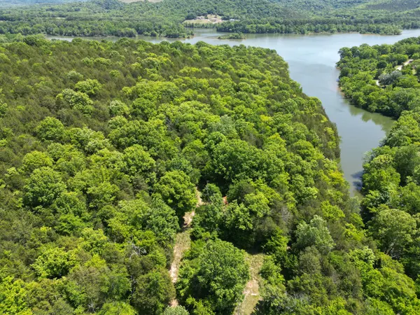 133 Cook Ln, Gainesboro, TN 38562