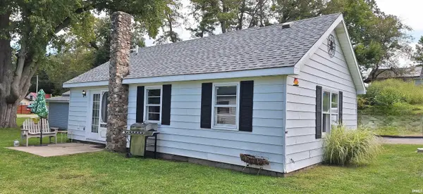 0748 Oakwood DR, Cromwell, IN 46732
