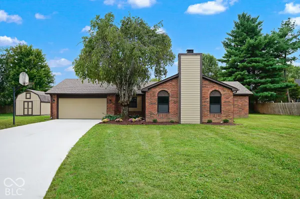 11331 Bloomfield CT, Indianapolis, IN 46259