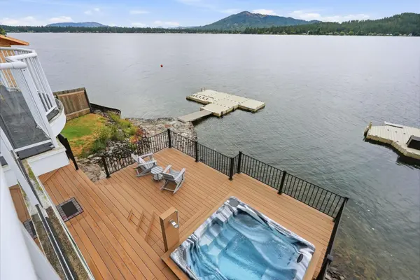 44998 Lake Shore Homes Rd, Loon Lake, WA 99148
