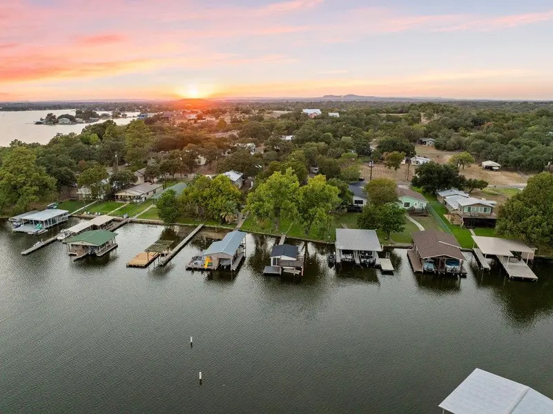 912 Hill Circle West DR, Granite Shoals, TX 78654