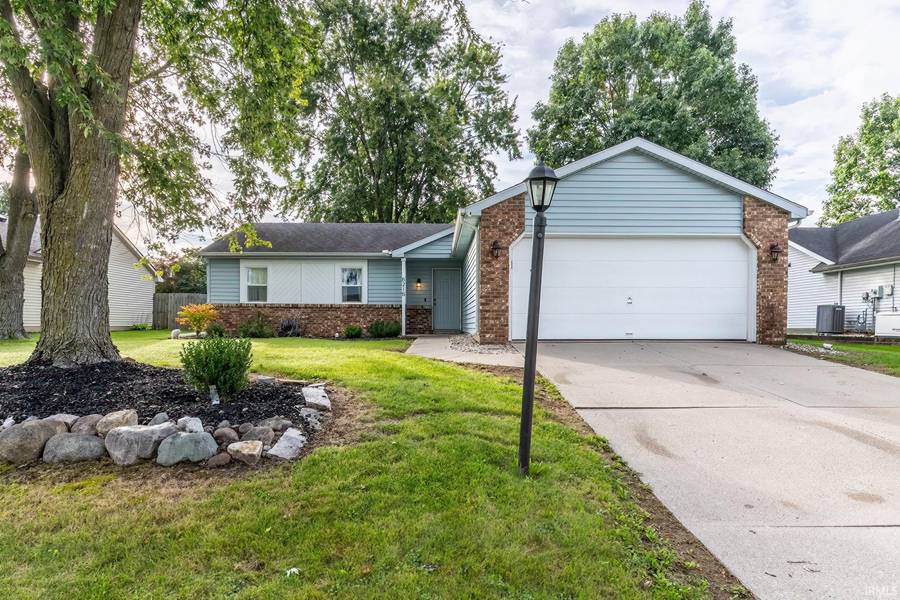 6216 Belle Isle LN, Fort Wayne, IN 46835