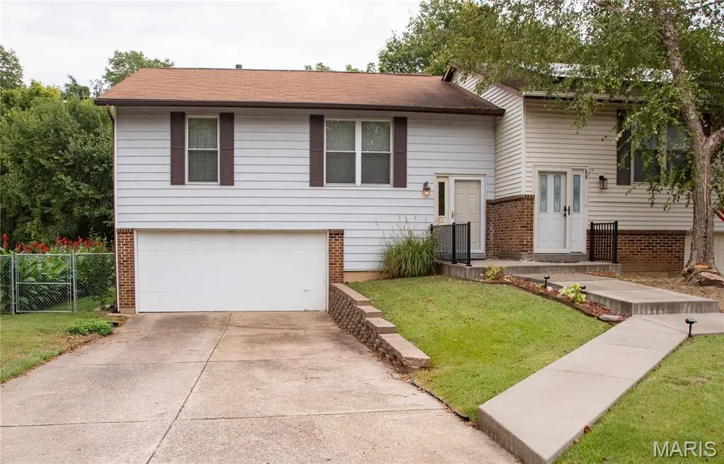3014 Bluffwood DR, Unincorporated, MO 63301