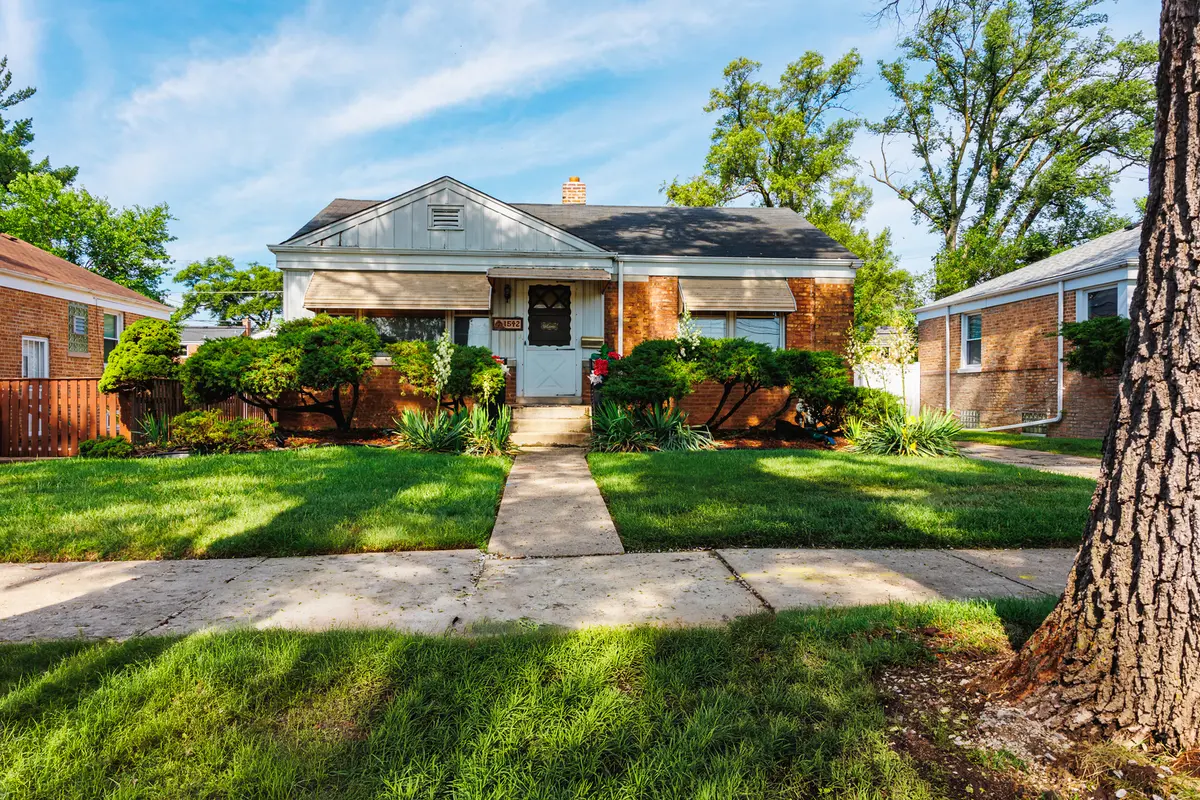 1542 Gardner RD, Westchester, IL 60154