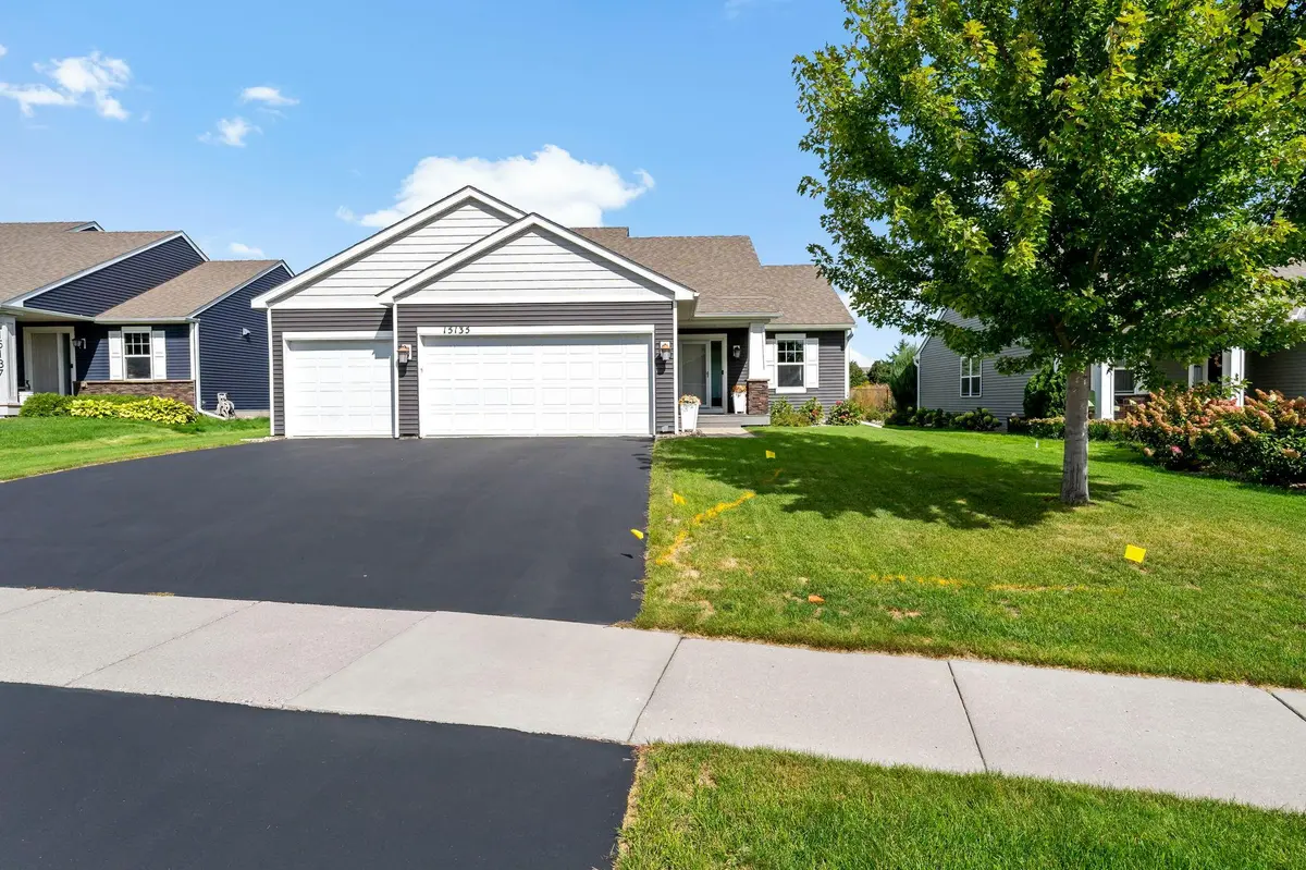 15135 Emory CIR, Apple Valley, MN 55124