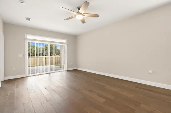 210 Crockett LOOP, Georgetown, TX 78633