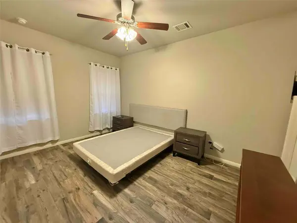 457 Star Thistle ST, Leander, TX 78641