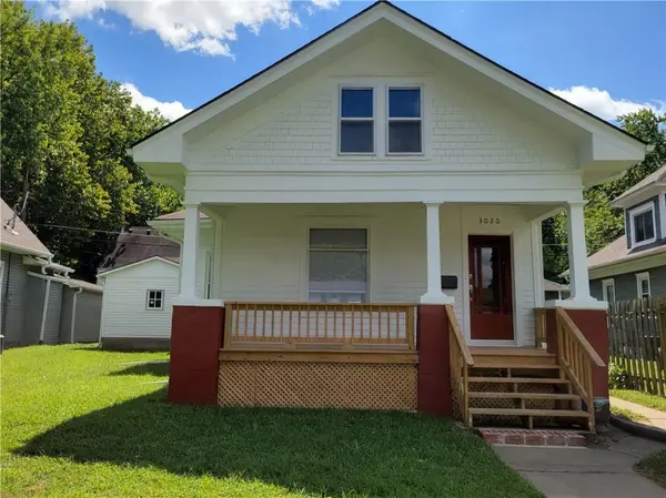 3020 Jules ST, St Joseph, MO 64501