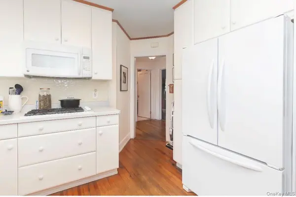 46 Pilot ST, Bronx, NY 10464