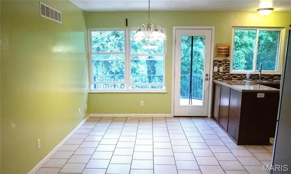 3014 Bluffwood DR, Unincorporated, MO 63301