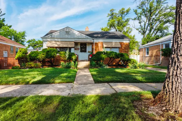 1542 Gardner RD, Westchester, IL 60154