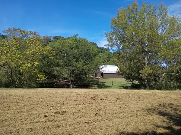 1655 Hurricane Creek Rd, Lawrenceburg, TN 38464