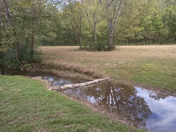 1655 Hurricane Creek Rd, Lawrenceburg, TN 38464