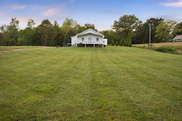 496 Grices Creek Rd, Cumberland City, TN 37050