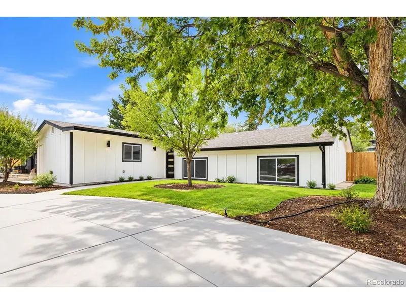 11951 W Security, Lakewood, CO 80401