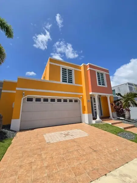 k-13 Yunes street PALACIOS DEL RIO I, Toa Alta, PR 00953