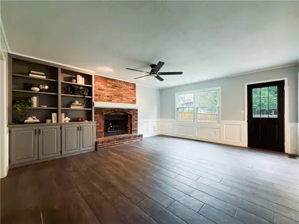15026 W 146 ST, Olathe, KS 66062
