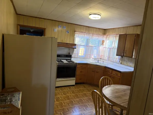 1051 Pennsylvania AVE, Plymouth, IN 46563