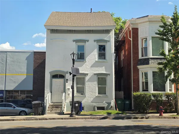 15 N Hamilton ST, Poughkeepsie, NY 12601