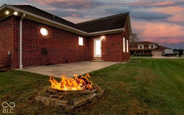 9162 Janelle DR, Seymour, IN 47274