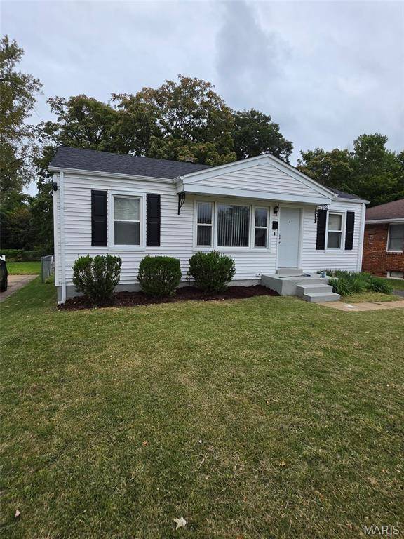 10357 Saint Matthew LN, St Ann, MO 63074