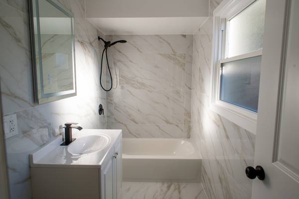 Address not disclosed, Chicago, IL 60619