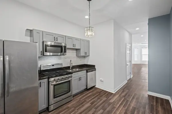4018 W Polk ST, Chicago, IL 60624