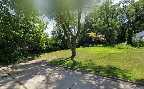 3711 Oak Grove AVE, Rockford, IL 61108