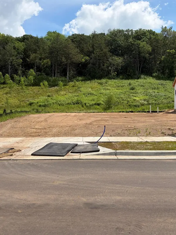 2400 Simply Living LN, Hudson, WI 54016