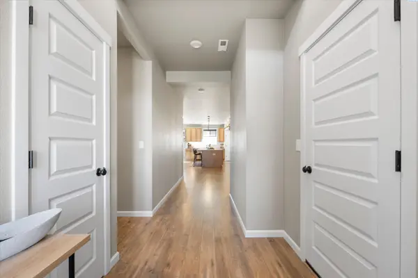 502 Constance Ave, West Richland, WA 99353