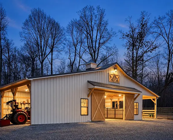 2404 Savage Creek Dr, Springfield, TN 37172